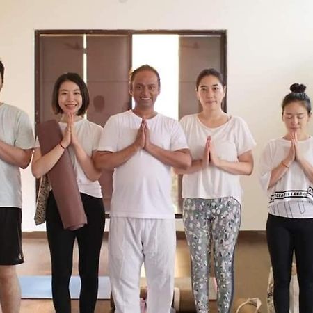 Yogi Home Stay Rishīkesh Zewnętrze zdjęcie